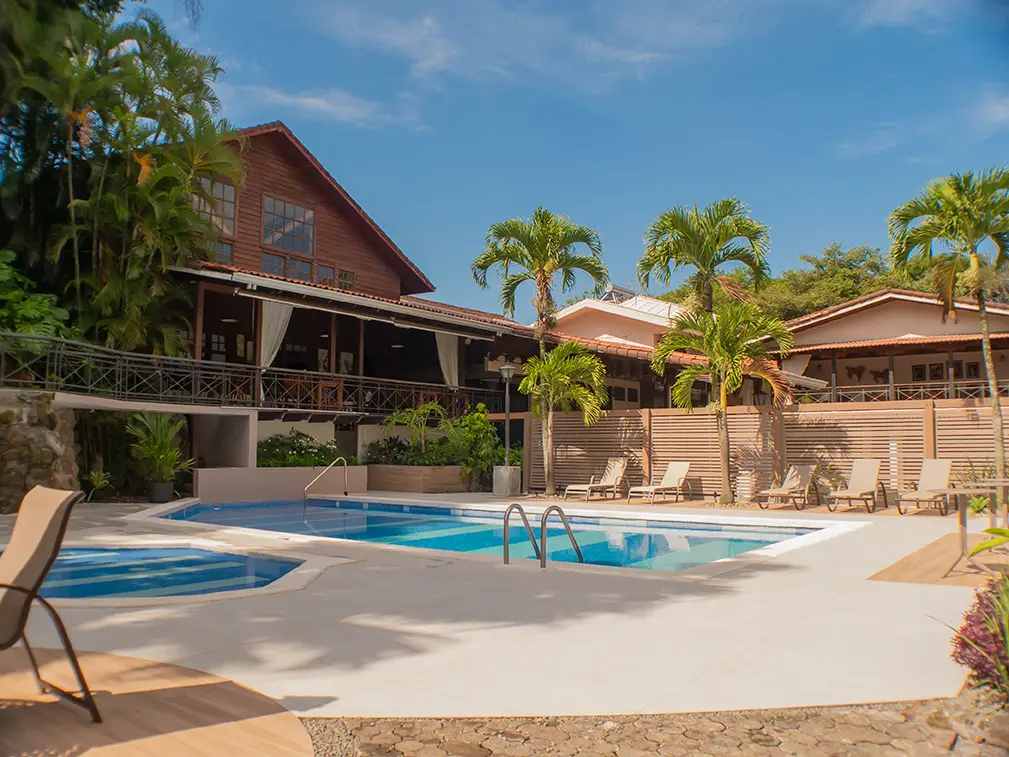 El Rodeo Hotel Exterior